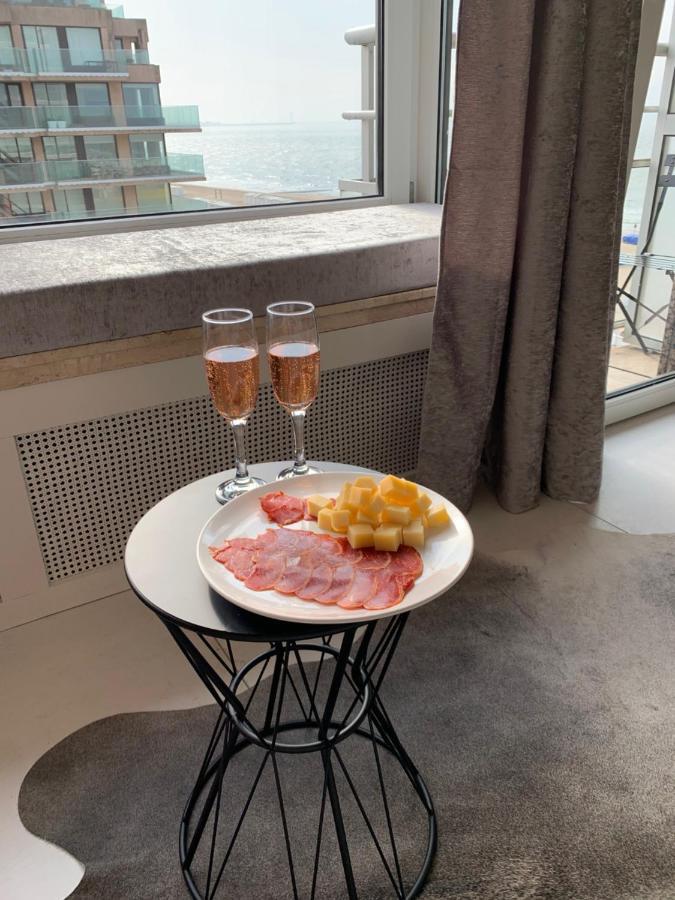 Luxe Studio/Suite Met Zeezicht En Volle Zon Knokke-Heist Eksteriør billede